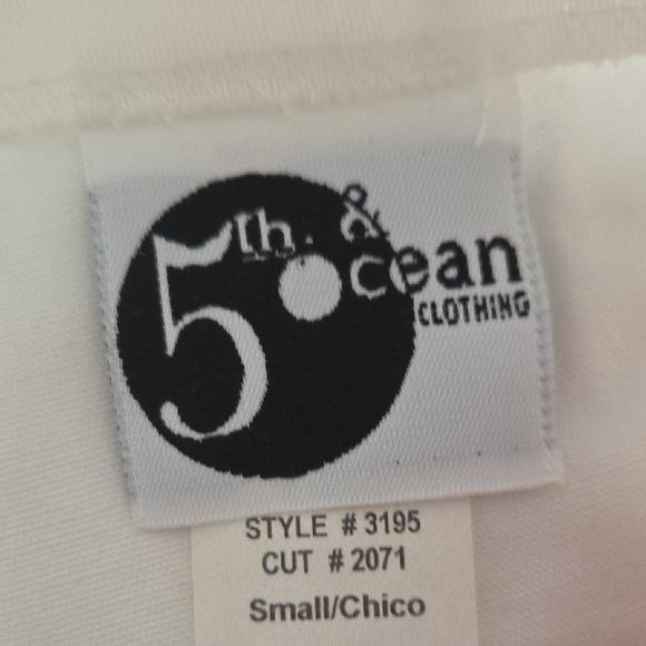 5th & Ocean White Lace-Up Shorts - Picture 2 of 9